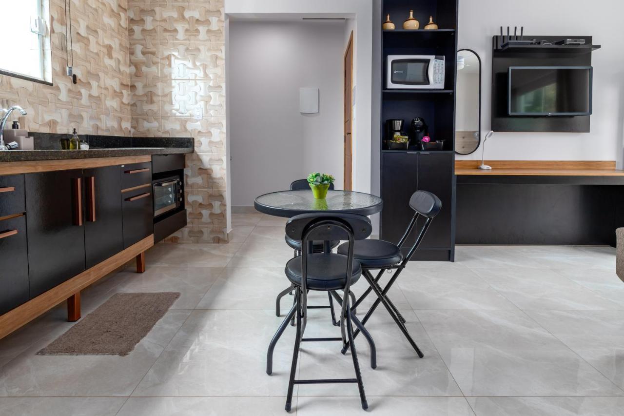 Studio Apto Com Varanda Garagem Tv Smart Wi-Fi Marica Bagian luar foto